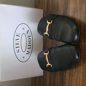 Steven Madden flat mules